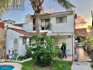CHALET EN DOS PLANTAS EN ADROGUE