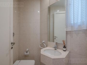 EDIFICIO FRANCES - LLENO DE SOL- RECICLADO- 3 AMBIENTES - RECOLETA