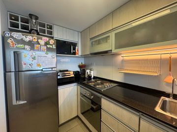 Departamento de 3 ambientes con cochera - Palmera Caballito