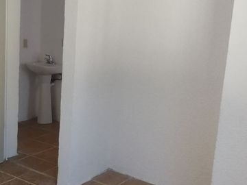 VENTA DE BONITA CASA EN VILLA DEL REAL (TECÁMAC)