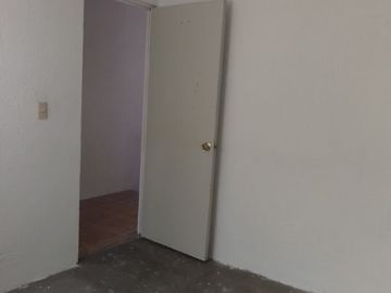 VENTA DE BONITA CASA EN VILLA DEL REAL (TECÁMAC)