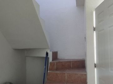 VENTA DE BONITA CASA EN VILLA DEL REAL (TECÁMAC)