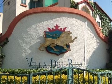 VENTA DE BONITA CASA EN VILLA DEL REAL (TECÁMAC)
