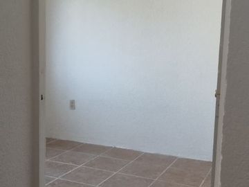 VENTA DE BONITA CASA EN VILLA DEL REAL (TECÁMAC)