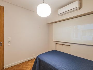 Hermoso piso totalmente reciclado en Recoleta