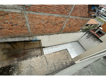CASA COMERCIAL EN VENTA