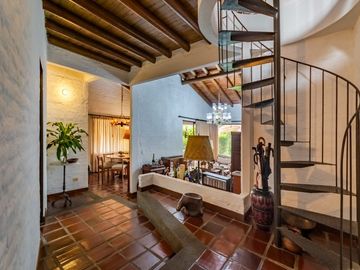 Casa En Venta Ciudad Jardin La Alamedita
