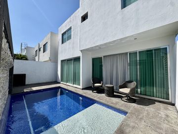 Casa en Fraccionamiento Lomas del Sol