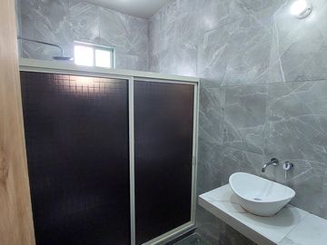 Casa en venta y renta  en Paseo de los Nogales Santa Rosa Apodaca N.L.