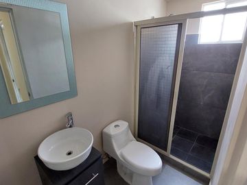 Casa en venta y renta  en Paseo de los Nogales Santa Rosa Apodaca N.L.