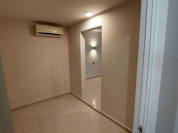 Casa en venta y renta  en Paseo de los Nogales Santa Rosa Apodaca N.L.