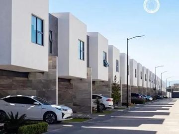 VENTA DE CASA EN RESIDENCIAL ZIRANDA EN METEPEC