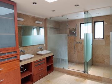 CASA EN VENTA EN LOMAS DE VALLE ESCONDIDO,BOSQUE ESMERALDA, ATIZAPAN DE ZARAGOZA