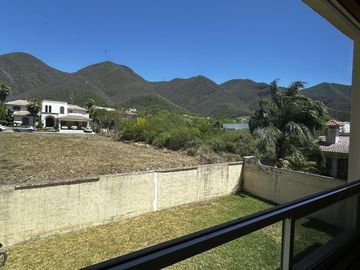 Casa en  Venta en Maestranzas - La Herradura - Carretera Nacional