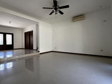 Casa en  Venta en Maestranzas - La Herradura - Carretera Nacional
