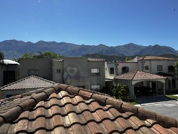 Casa en  Venta en Maestranzas - La Herradura - Carretera Nacional