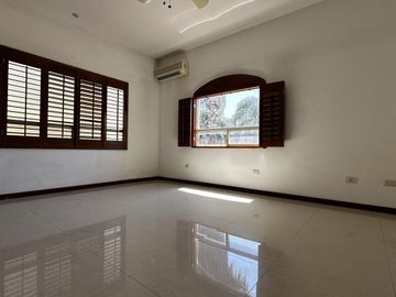 Casa en  Venta en Maestranzas - La Herradura - Carretera Nacional