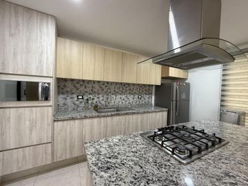 Casa en  venta en Fraccionamiento cerrado cerca de Plaza San Diego