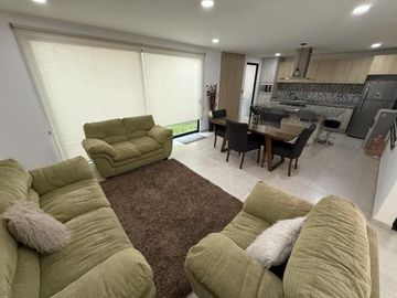Casa en  venta en Fraccionamiento cerrado cerca de Plaza San Diego