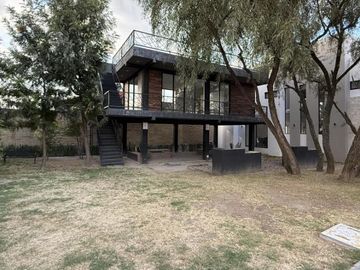 Casa en  venta en Fraccionamiento cerrado cerca de Plaza San Diego