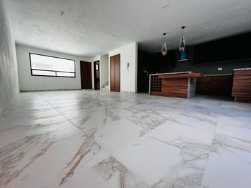 Casa en  venta con 3 recamaras en La Radial San Andres Cholula