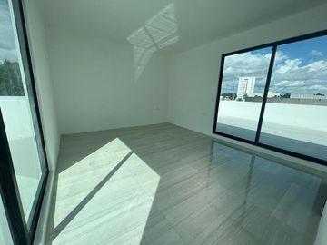 Casa en  venta con 3 recamaras en La Radial San Andres Cholula