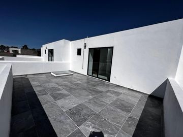 Casa en  venta con 3 recamaras en La Radial San Andres Cholula