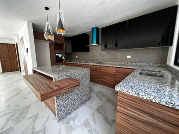 Casa en  venta con 3 recamaras en La Radial San Andres Cholula