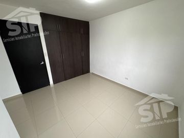Casa en  Venta Cerradas de Cumbres Sec. Baez