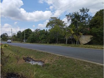 Se Vende Terreno con Lotes Comerciales El Espino-La Chorrera (DR)