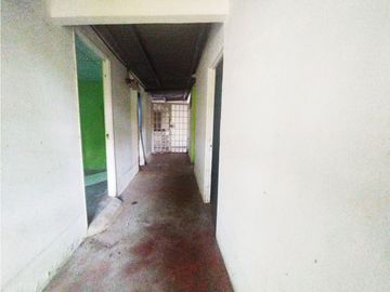 Se Vende o Alquila Terreno comercial con Casa en la Chorrera (DR)