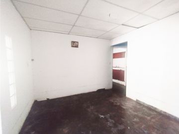 Se Vende o Alquila Terreno comercial con Casa en la Chorrera (DR)
