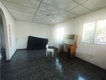 Se Vende o Alquila Terreno comercial con Casa en la Chorrera (DR)