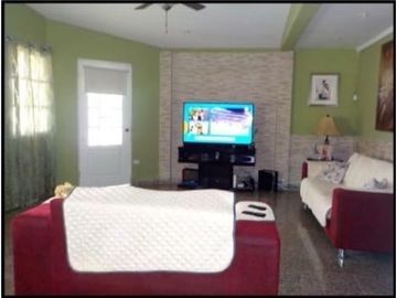 LAS CUMBRES / CIUDAD BOLIVAR /  405M2 / 4 HABITACION / 2 BAÑOS TERRAZA