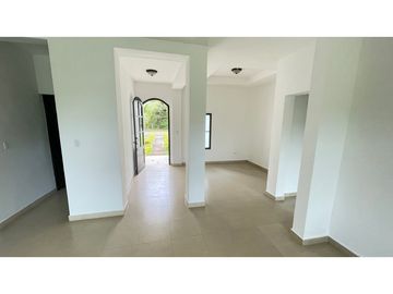 SEA CONFIABLE VENDE CASA EN HACIENDA PACIFICA
