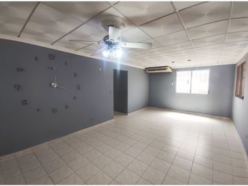 Se Vende Casa en Valle Dorado- La Chorrera (DR)