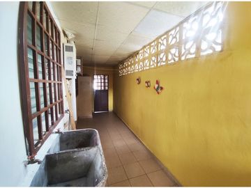 Se Vende Casa en Valle Dorado- La Chorrera (DR)