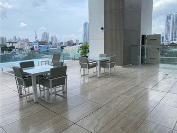 SEA CONFIABLE VENDE APARTAMENTO PH THE TOWERS RESIDENCE