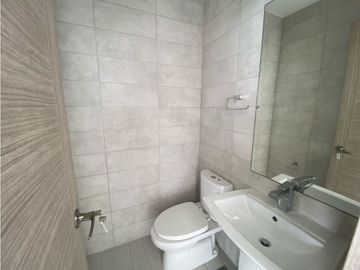 SEA CONFIABLE VENDE APARTAMENTO PH THE TOWERS RESIDENCE