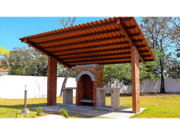 VENTA APARTAMENTO BRISAS DE CORONADO 125 MTS PLAYA MLD 