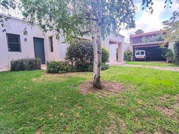 Casa a la venta en Barrio Privado en Chacras