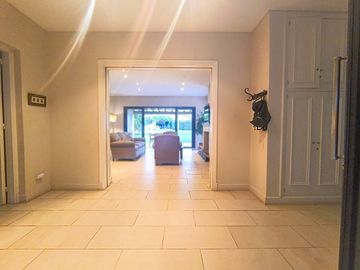 Casa a la venta en Barrio Privado en Chacras