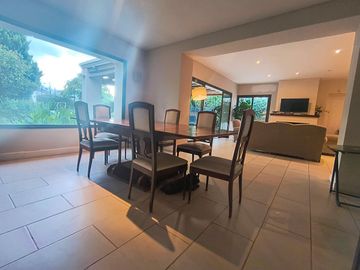 Casa a la venta en Barrio Privado en Chacras