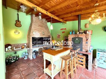 Casa en venta en Villa Luzuriaga