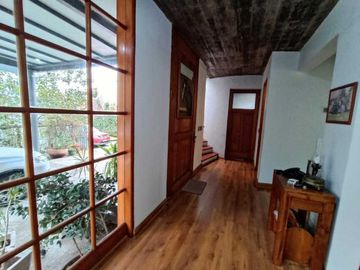 Casa en venta en LA REINA
