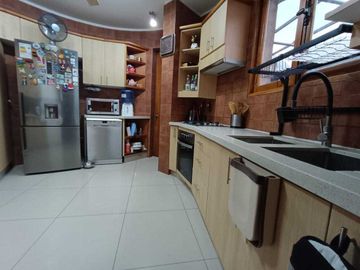 Casa en venta en LA REINA