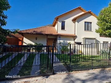 Casa en Venta en Cumbre/ Miradores