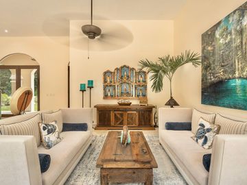 CASA EN VENTA EN LOS ARBOLES TULUM  EXCLUSIVA CASA ESTILO COLONIAL