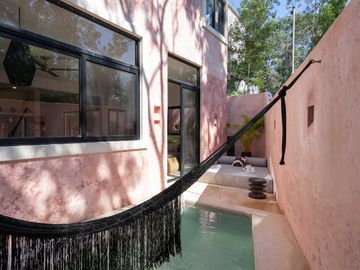 CASA EN VENTA DE 6 RECAMARAS EN HOLISTIKA TULUM