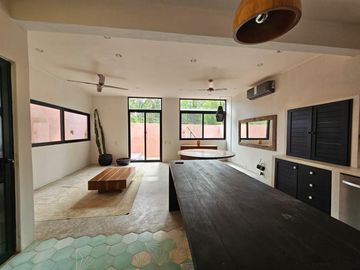 CASA EN VENTA DE 6 RECAMARAS EN HOLISTIKA TULUM
